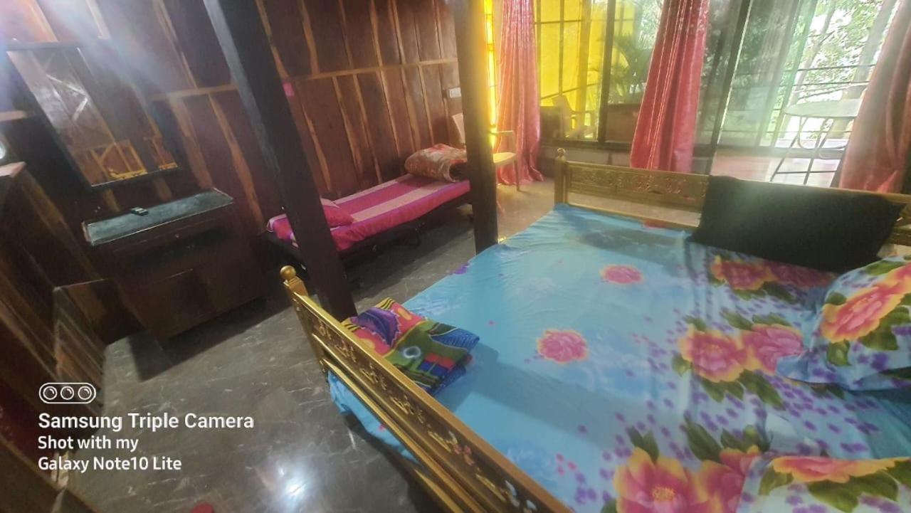 Amruta Homestays Chikhaldara Exterior photo