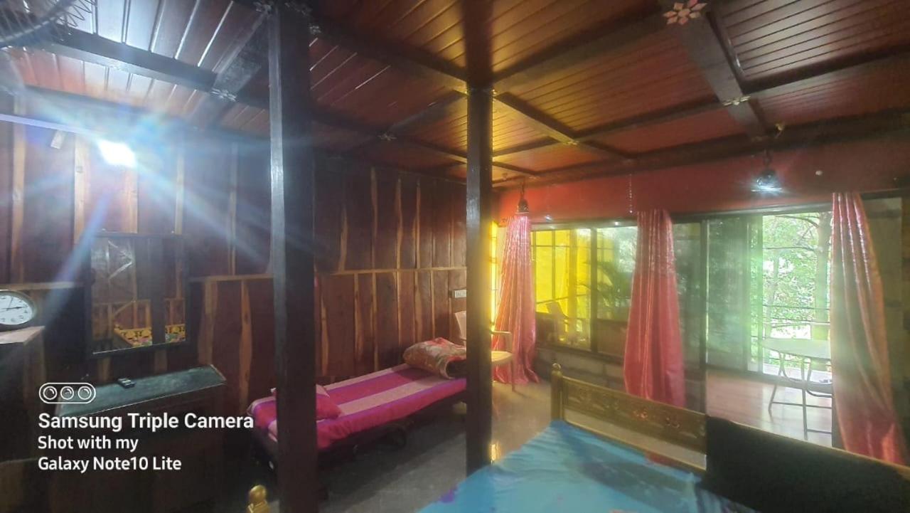 Amruta Homestays Chikhaldara Exterior photo